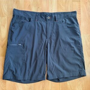 L.L Bean Hiking Shorts Mens 40 Nylon Stretch Pockets Outdoor Gray